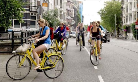 The Practical Bicycle Culture of Amsterdam