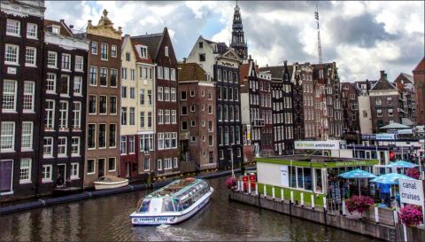 Two distinct faces to Amsterdam