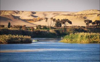 Nile: The Valley between Aswan and Isna