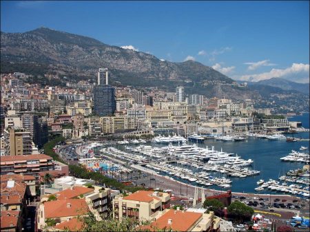 Monte Carlo: Heart of the racings, casinos and leisure