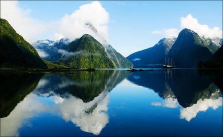 New Zealand: Land of The Lord of the Rings