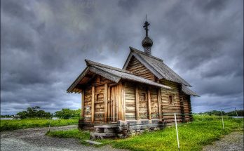 Russia: Church of Lazarus on Lake Onega, Kizhi Island