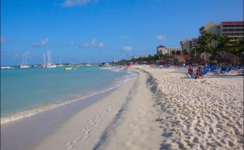 Aruba: The island, the beach, the waves, the sun and the fun